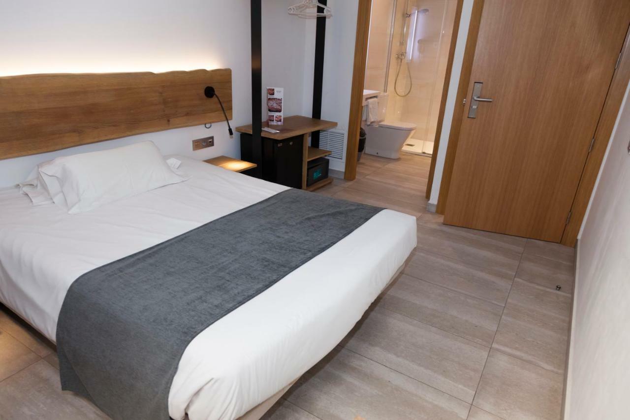 Hostal Paris Barcelona Exteriér fotografie