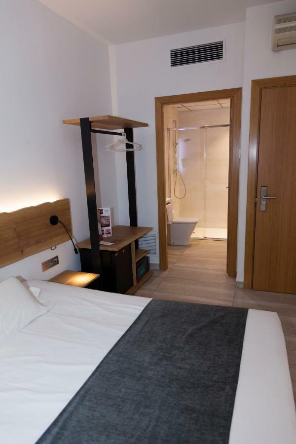 Hostal Paris Barcelona Exteriér fotografie